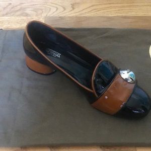 Italian patent leather short heels